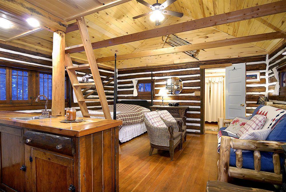 Pioneer Guest Cabins クレスティド・ビュート エクステリア 写真