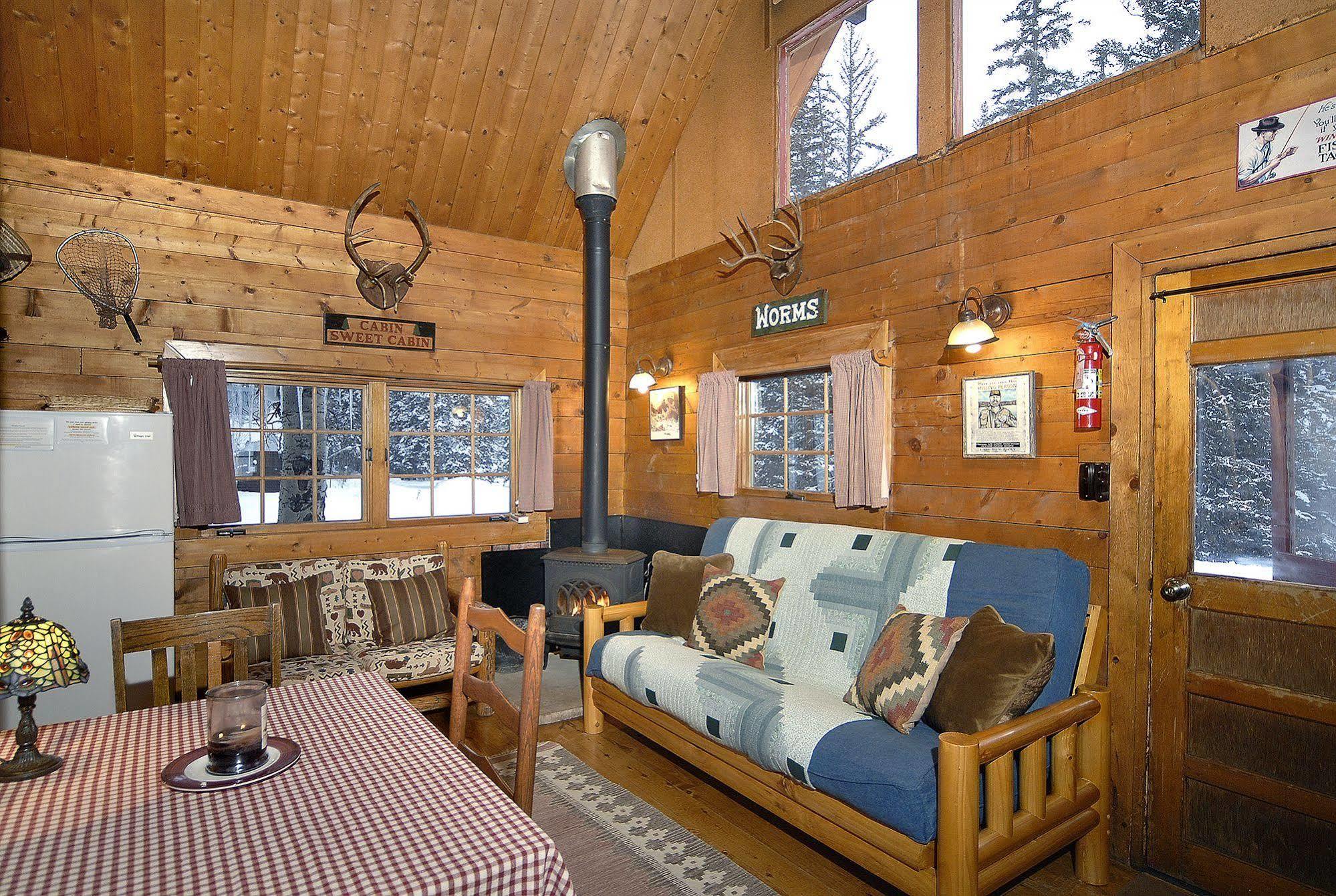 Pioneer Guest Cabins クレスティド・ビュート エクステリア 写真